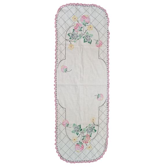 Vintage embroidered table runner lace crochet border floral strawberry fruit - Picture 1 of 5